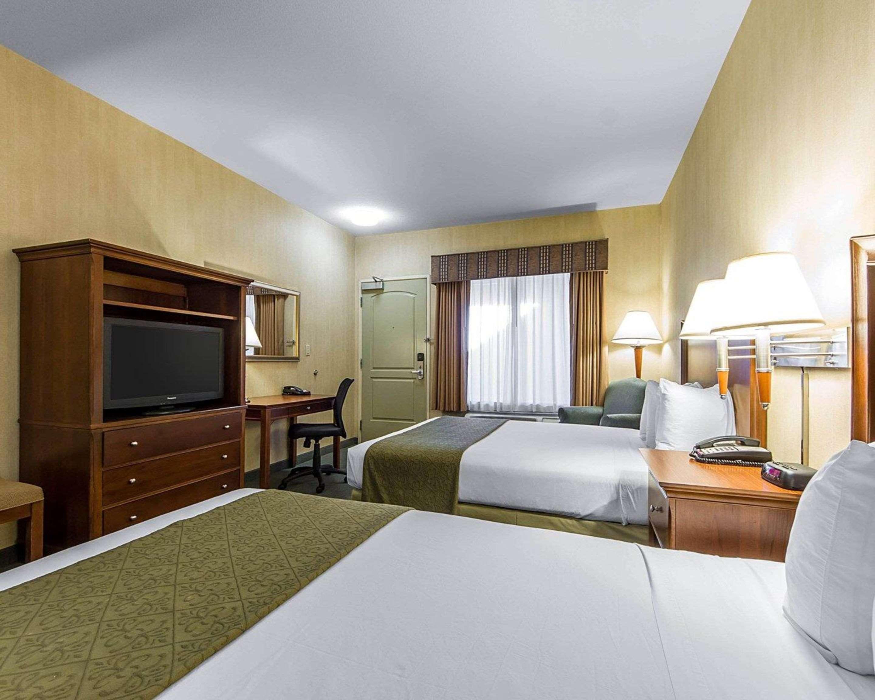 Quality Inn & Suites Livermore Wine Country Exterior foto