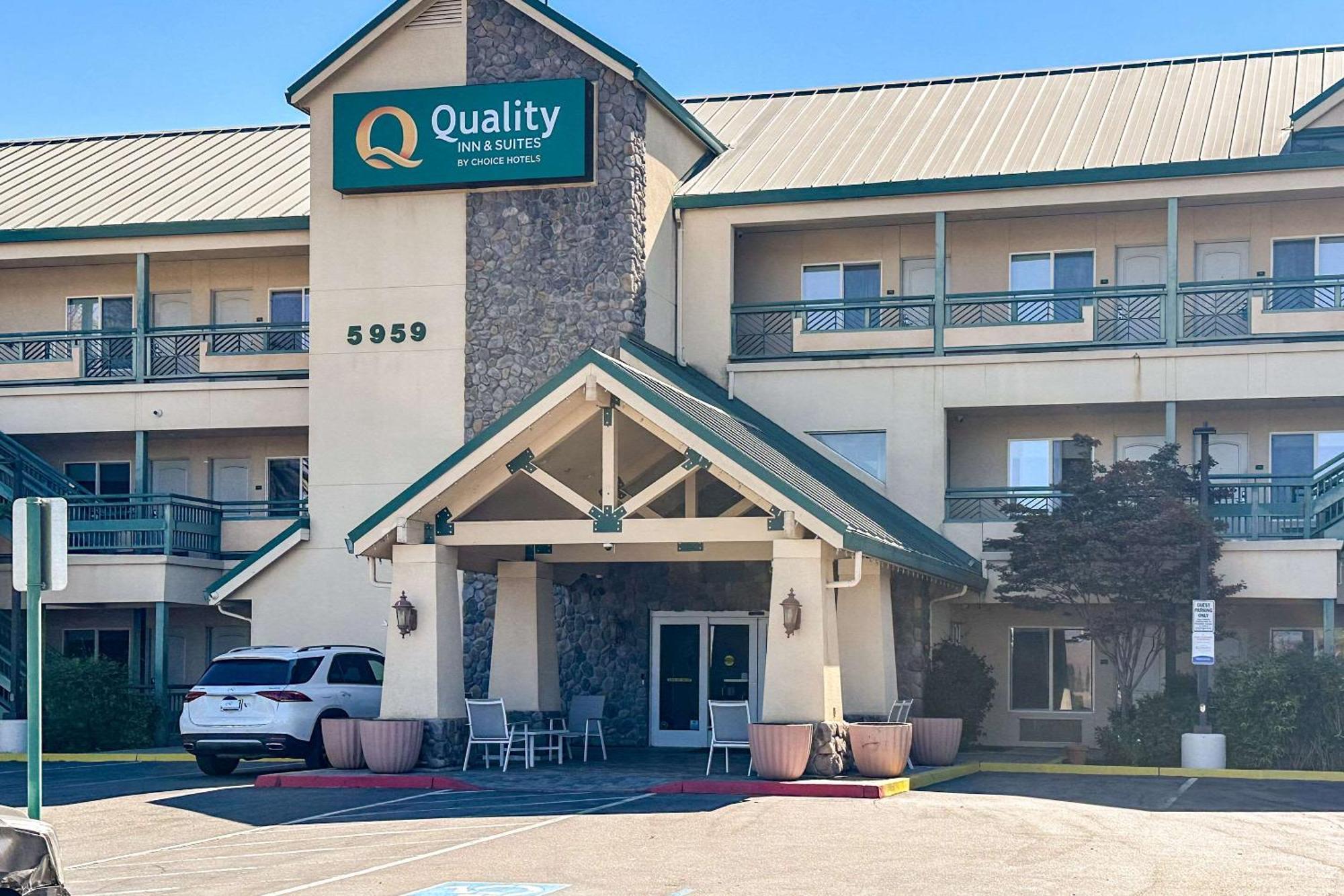 Quality Inn & Suites Livermore Wine Country Exterior foto